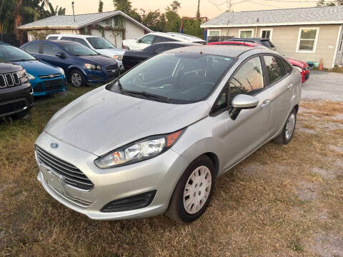 2019 Ford Fiesta S FWD photo