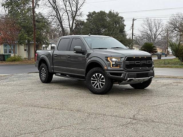 2019 Ford F-150 Raptor 4WD photo