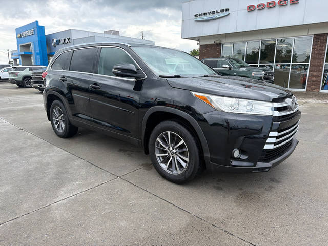 2019 Toyota Highlander XLE AWD photo