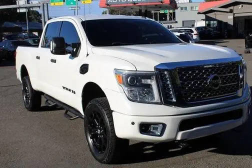 2019 Nissan Titan XD SV 4WD photo