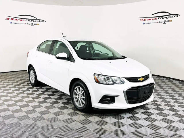2017 Chevrolet Sonic LT FWD photo