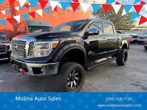 2017 Nissan Titan SL RWD photo