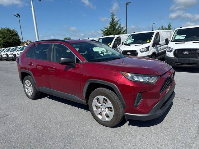 2019 Toyota RAV4 LE AWD photo