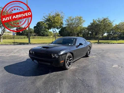 2019 Dodge Challenger R/T RWD photo