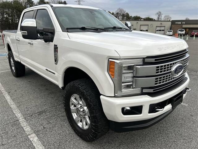 2019 Ford F-250 Super Duty Platinum 4WD photo