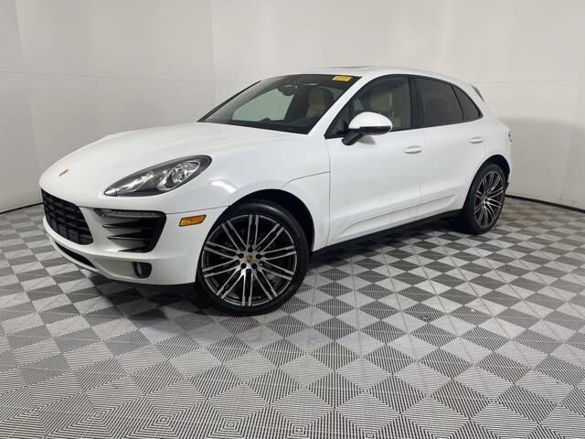 2018 Porsche Macan Sport Edition AWD photo