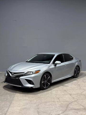 2019 Toyota Camry XSE FWD photo