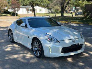 2016 Nissan 370Z Sport RWD photo