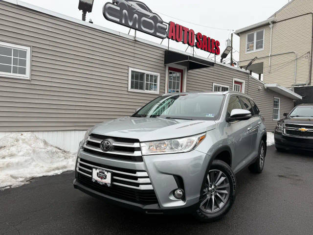 2019 Toyota Highlander XLE AWD photo