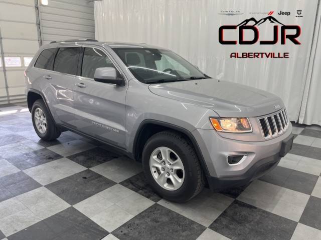 2015 Jeep Grand Cherokee Laredo 4WD photo