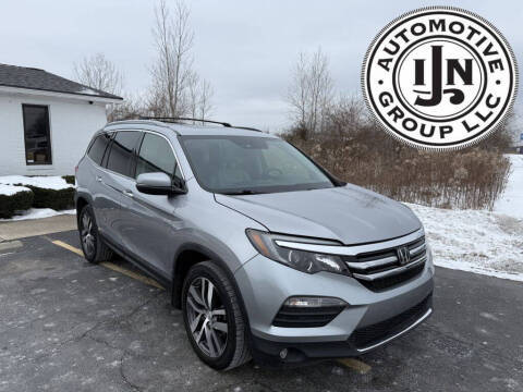 2017 Honda Pilot Elite AWD photo