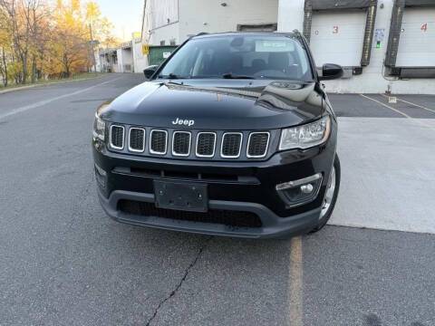 2019 Jeep Compass Latitude 4WD photo