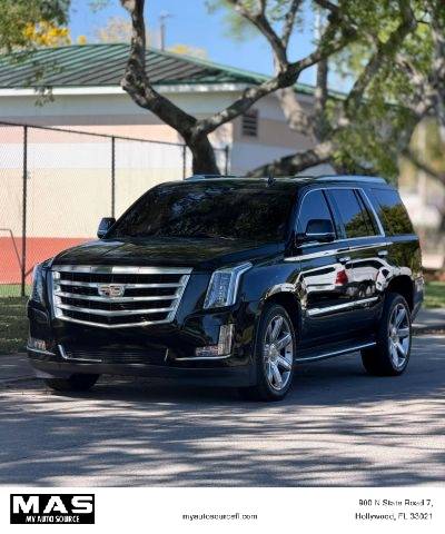 2019 Cadillac Escalade Luxury RWD photo