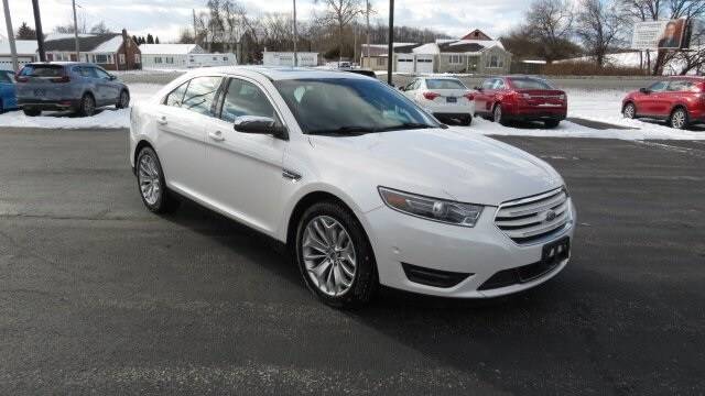 2019 Ford Taurus Limited AWD photo