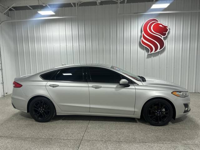 2019 Ford Fusion SE FWD photo