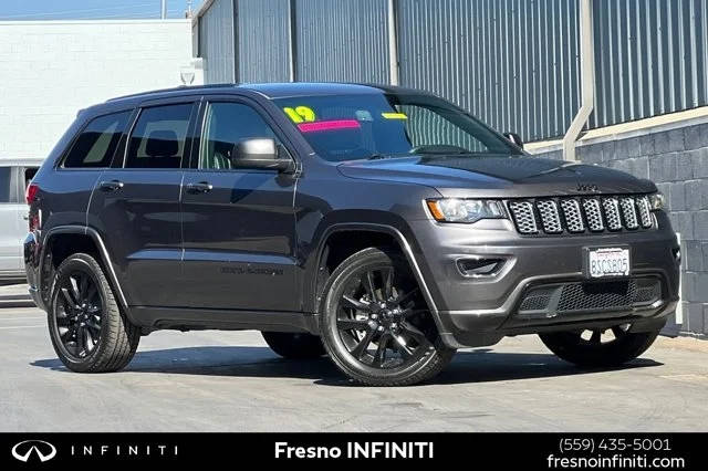 2019 Jeep Grand Cherokee Altitude 4WD photo