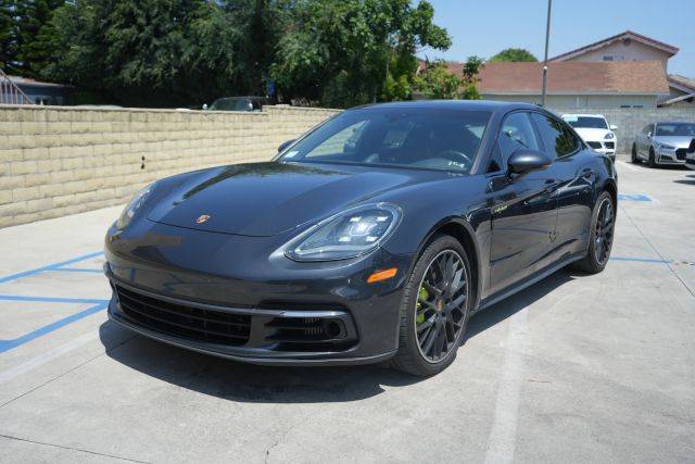 2018 Porsche Panamera 4 E-Hybrid AWD photo