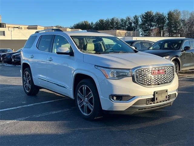 2019 GMC Acadia Denali AWD photo