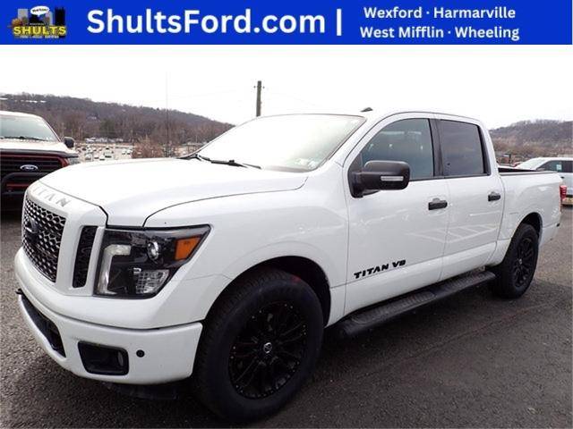 2019 Nissan Titan SV 4WD photo