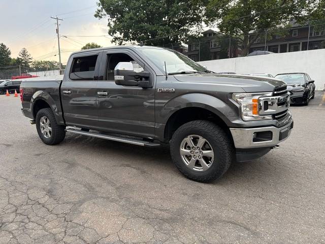 2019 Ford F-150 XLT 4WD photo