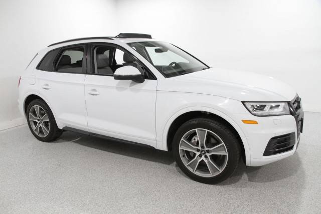 2019 Audi Q5 Premium Plus AWD photo