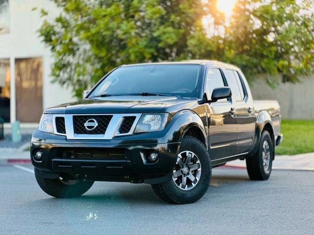 2019 Nissan Frontier Desert Runner RWD photo