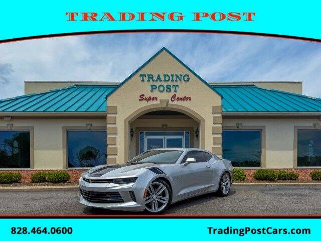 2017 Chevrolet Camaro 1LT RWD photo