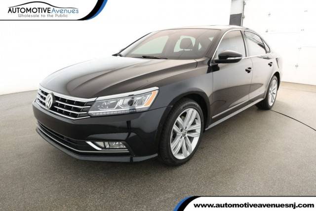 2018 Volkswagen Passat V6 SEL Premium FWD photo