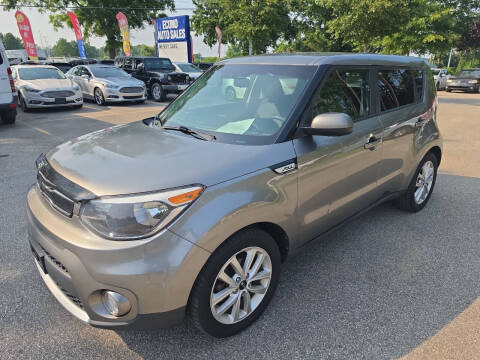 2018 Kia Soul + FWD photo