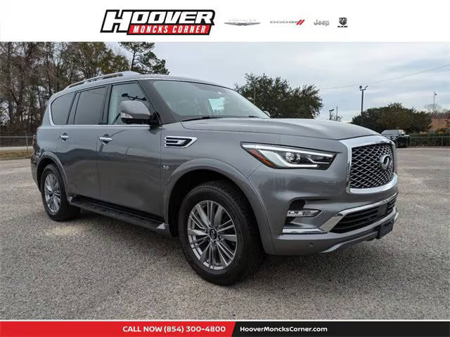 2018 Infiniti QX80  4WD photo