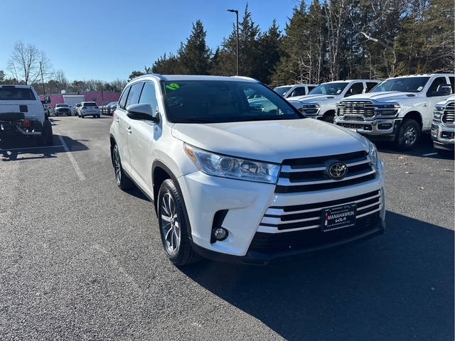 2019 Toyota Highlander XLE AWD photo
