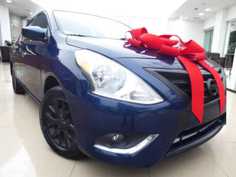 2018 Nissan Versa SV FWD photo