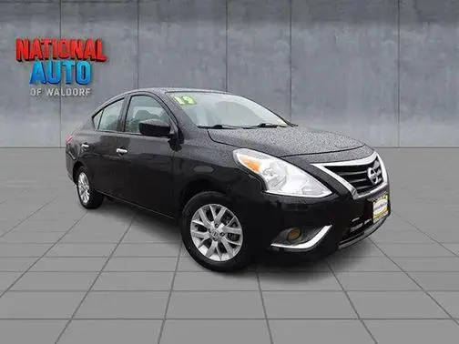 2019 Nissan Versa SV FWD photo