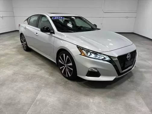 2019 Nissan Altima 2.5 SR FWD photo