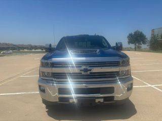 2019 Chevrolet Silverado 2500HD LTZ 4WD photo