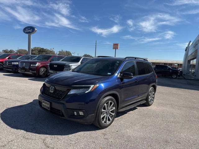 2019 Honda Passport Touring FWD photo