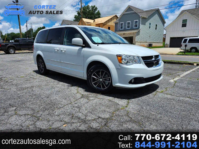 2017 Dodge Grand Caravan SXT FWD photo