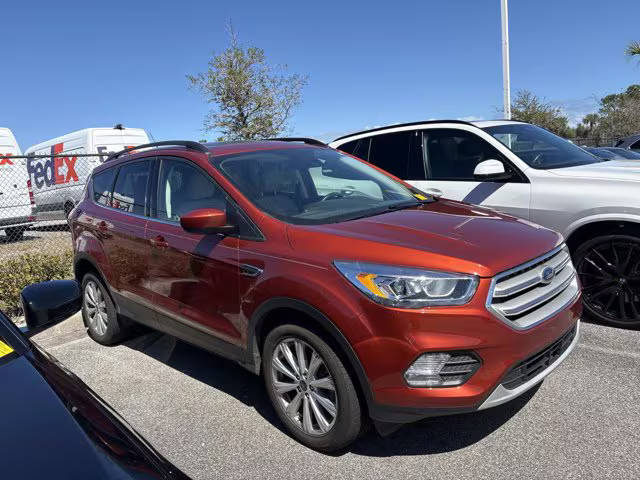 2019 Ford Escape SEL FWD photo