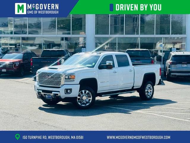 2019 GMC Sierra 2500HD Denali 4WD photo