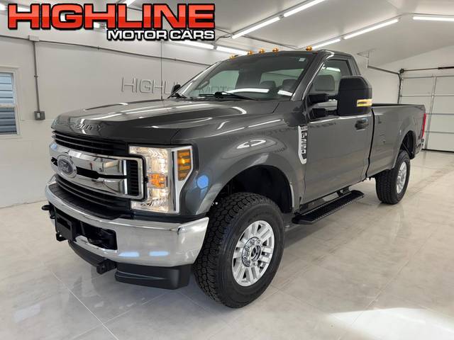 2019 Ford F-250 Super Duty XL 4WD photo