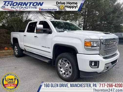 2019 GMC Sierra 2500HD Denali 4WD photo