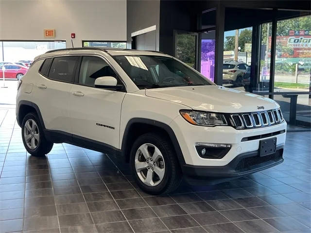 2019 Jeep Compass Latitude 4WD photo