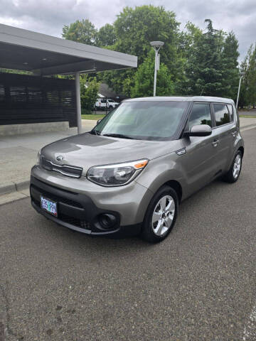 2019 Kia Soul Base FWD photo