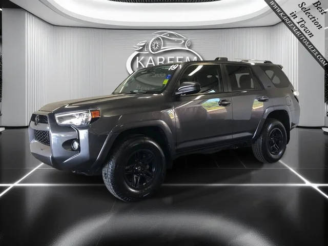 2019 Toyota 4Runner SR5 4WD photo