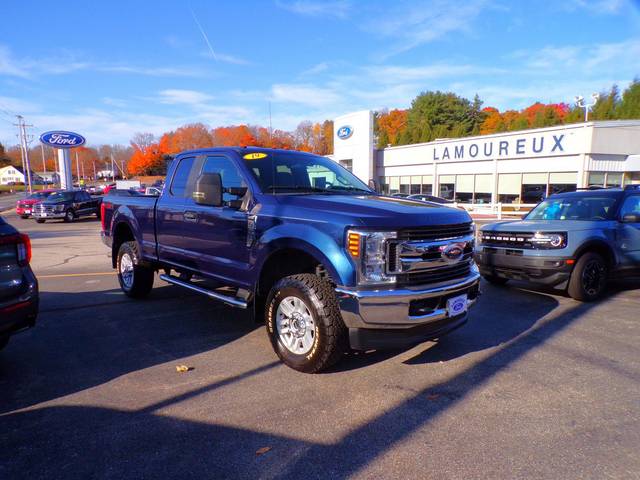 2019 Ford F-350 Super Duty XL 4WD photo