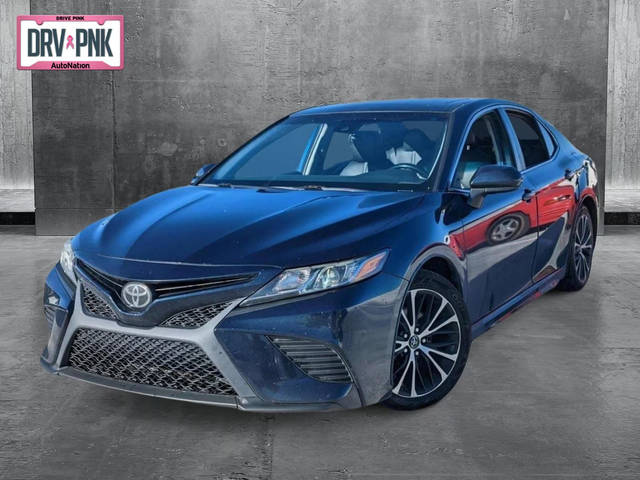 2019 Toyota Camry SE FWD photo