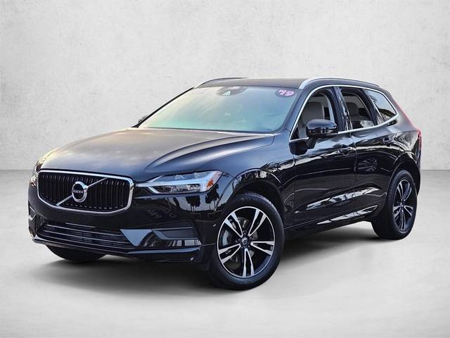 2019 Volvo XC60 Momentum FWD photo