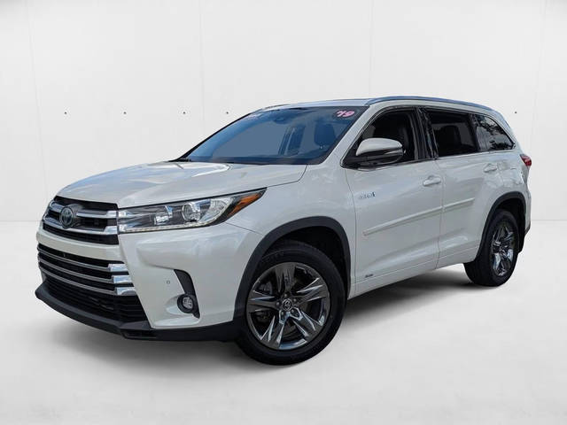 2019 Toyota Highlander Hybrid Limited Platinum AWD photo