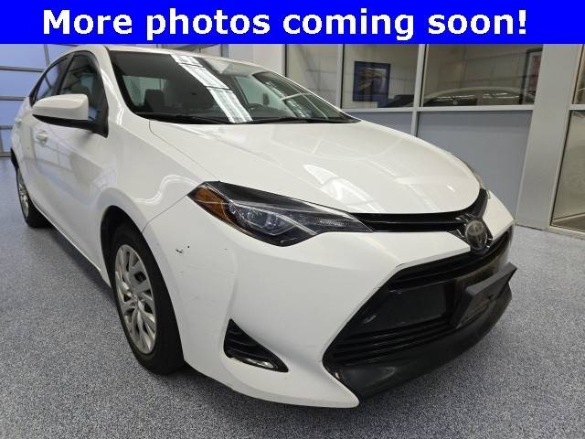 2018 Toyota Corolla LE FWD photo