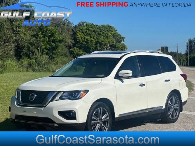 2019 Nissan Pathfinder Platinum 4WD photo